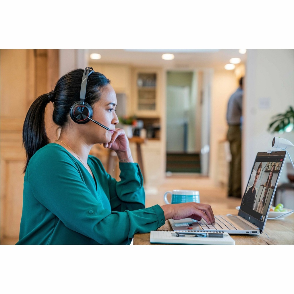 [DH-9T9J3AA] Poly Voyager Focus 2 USB-C-C Headset +USB-C/A Adapter
